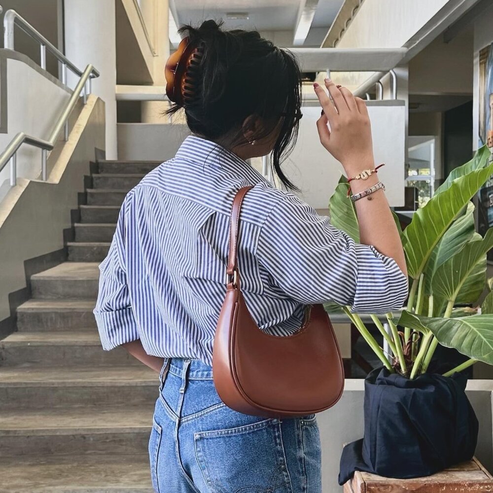 Meet your Posher, Luna